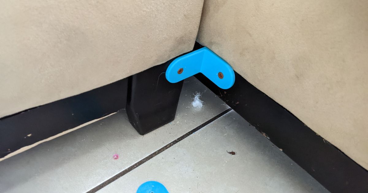 LShaped Couch Bracket by The Harbinger of Freight Download free STL