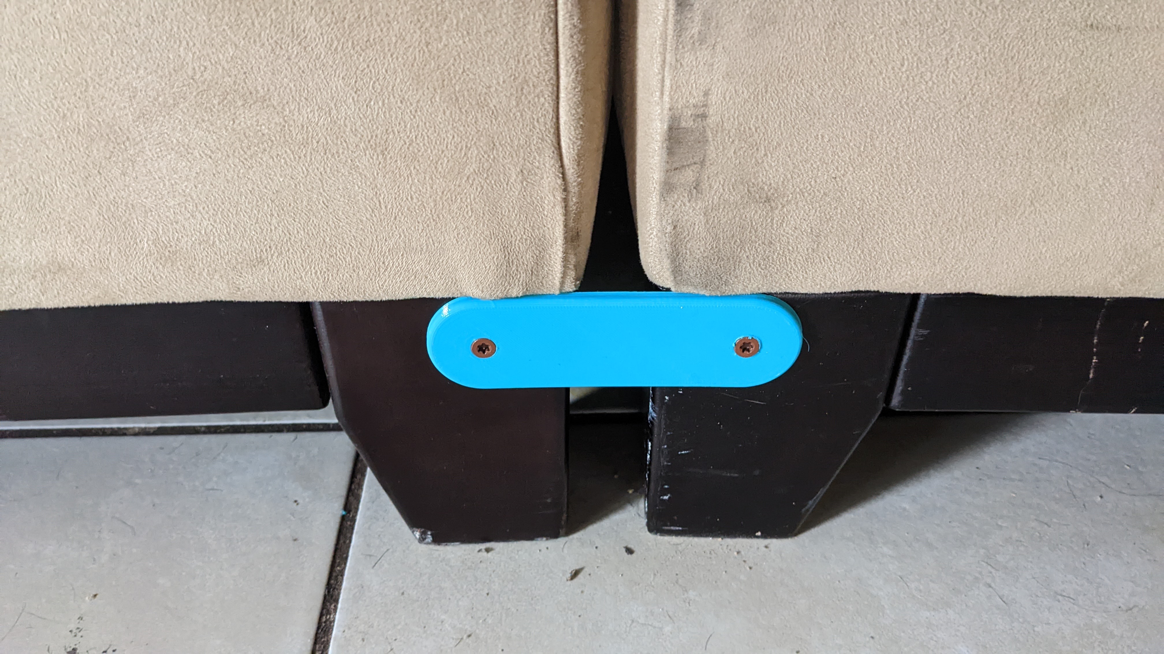 L-Shaped Couch Bracket — miniatura 2