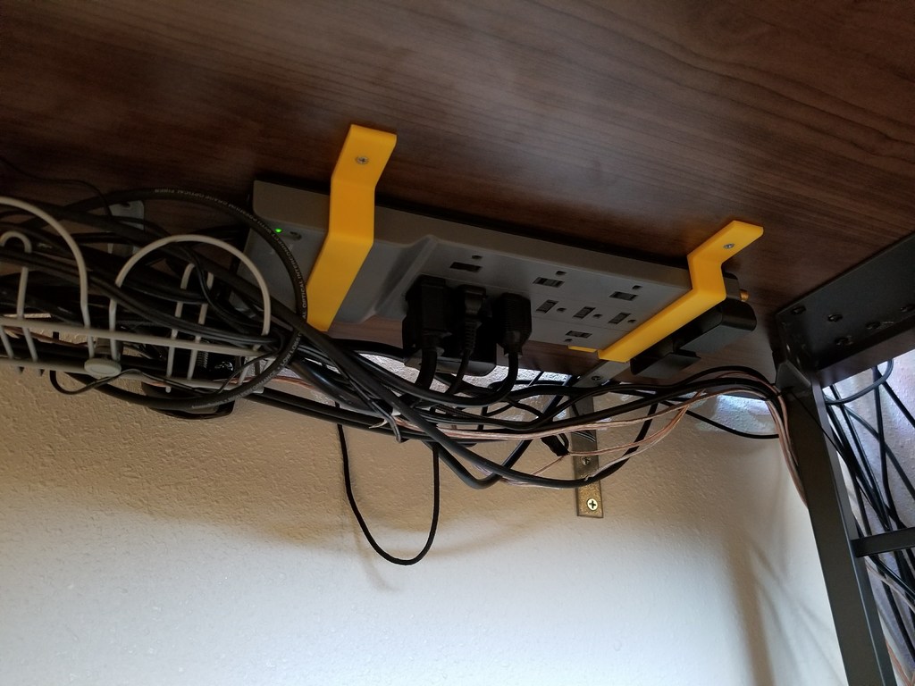 Belkin Power Strip Bracket by ProjectsByBrian Download free STL model