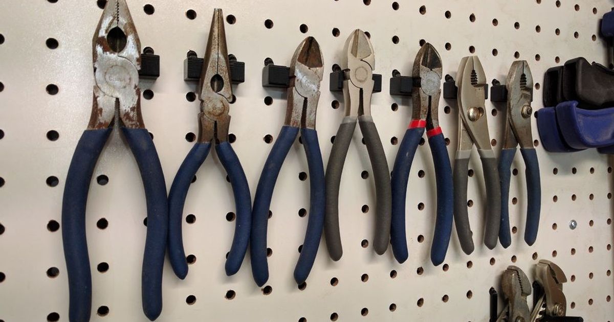 Pegboard Mount by ProjectsByBrian Download free STL model