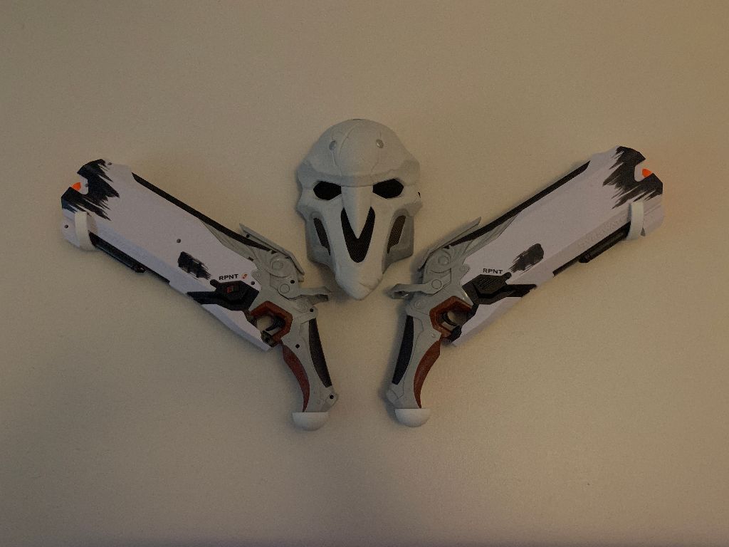 Overwatch Reaper mask and gun wall mounts
