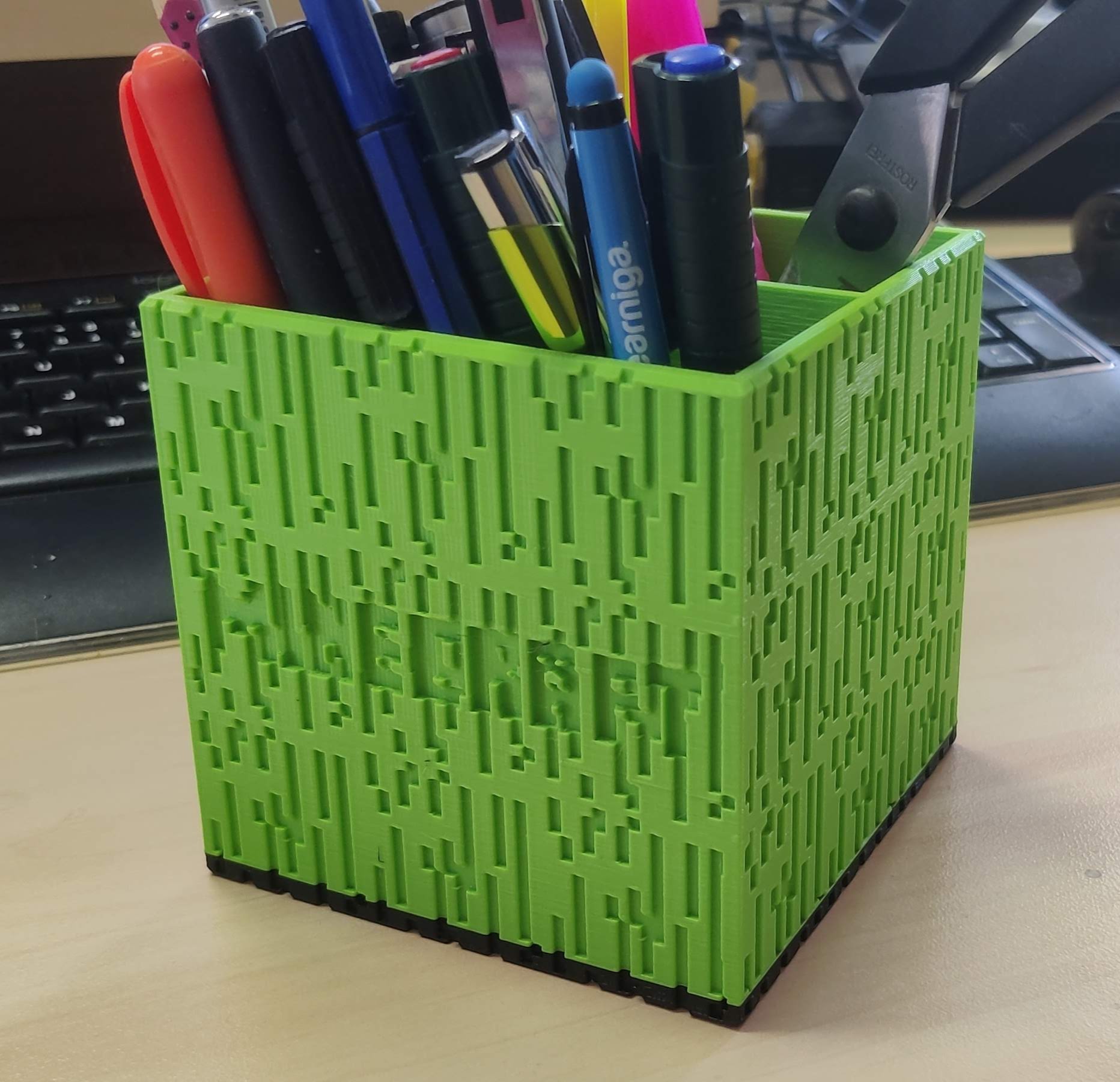 Minecraft pencil holder