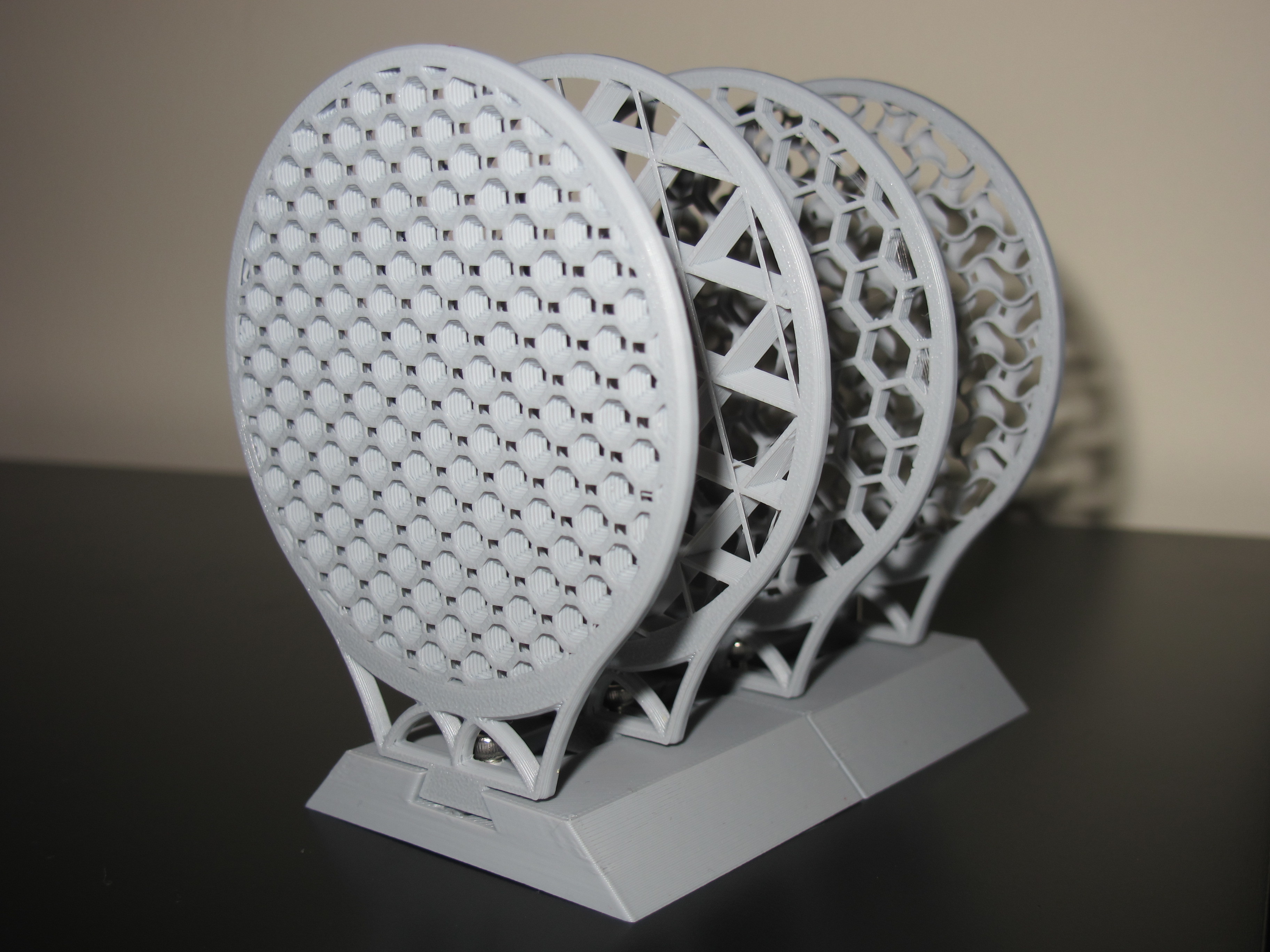 Miniatura 5 do modelo 3D Adjustable Letter Organizer