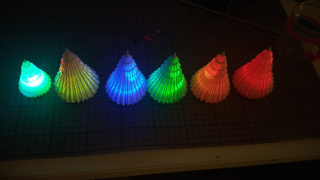 Lighting Christmas Tree - RGB LED - DIY