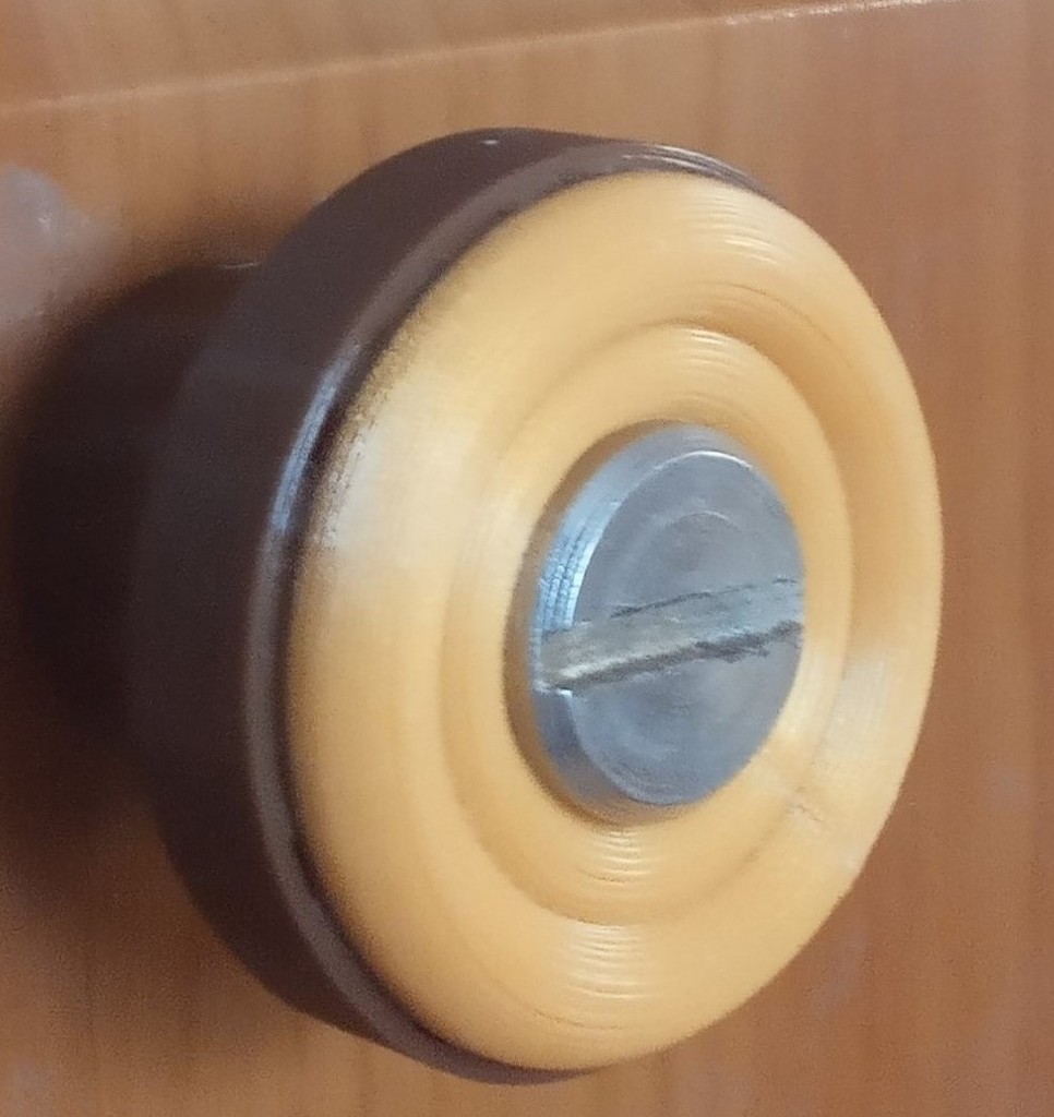 Handle for the fridge