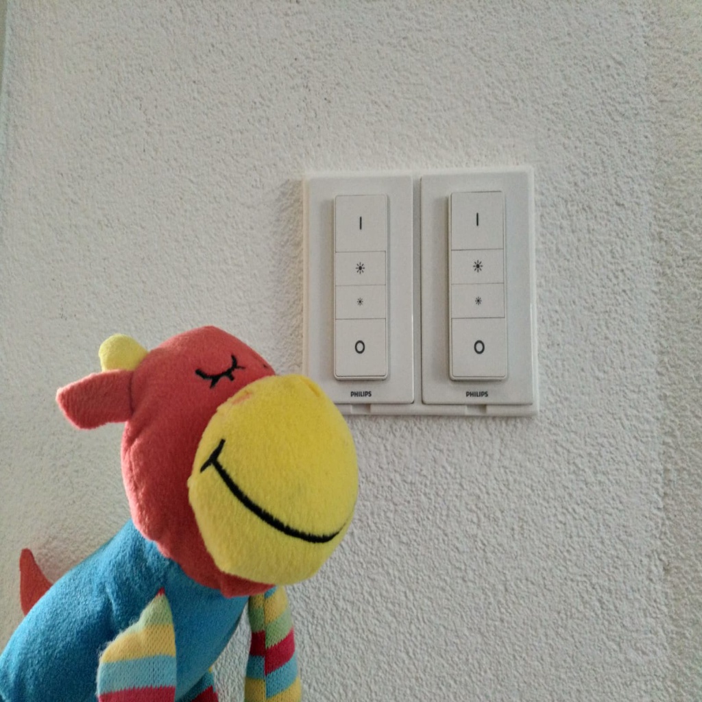 StellaHue - Just another European Hue dimmer backplate