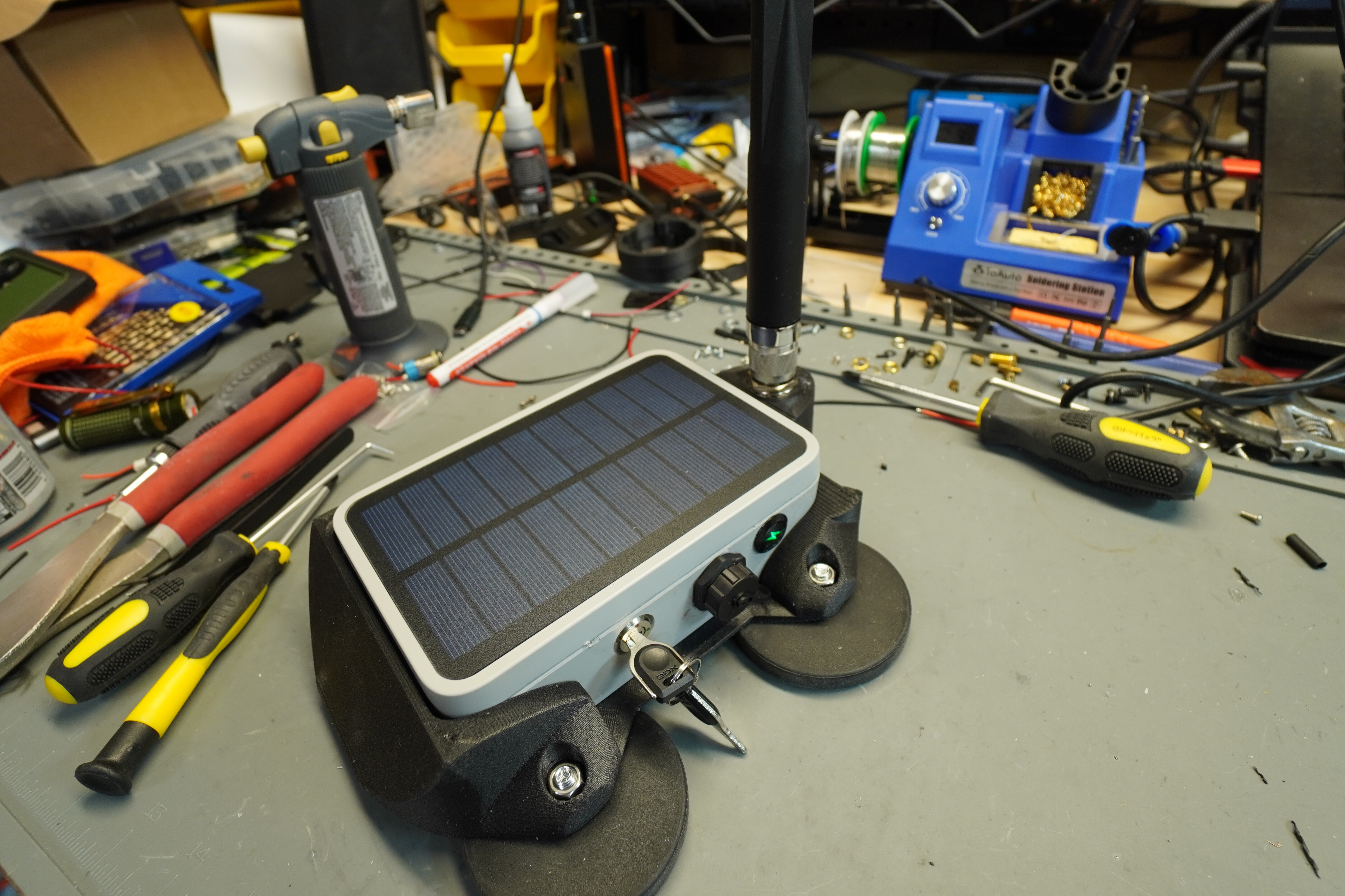 ComeonMacGyver meshtastic mobile build as seen in video