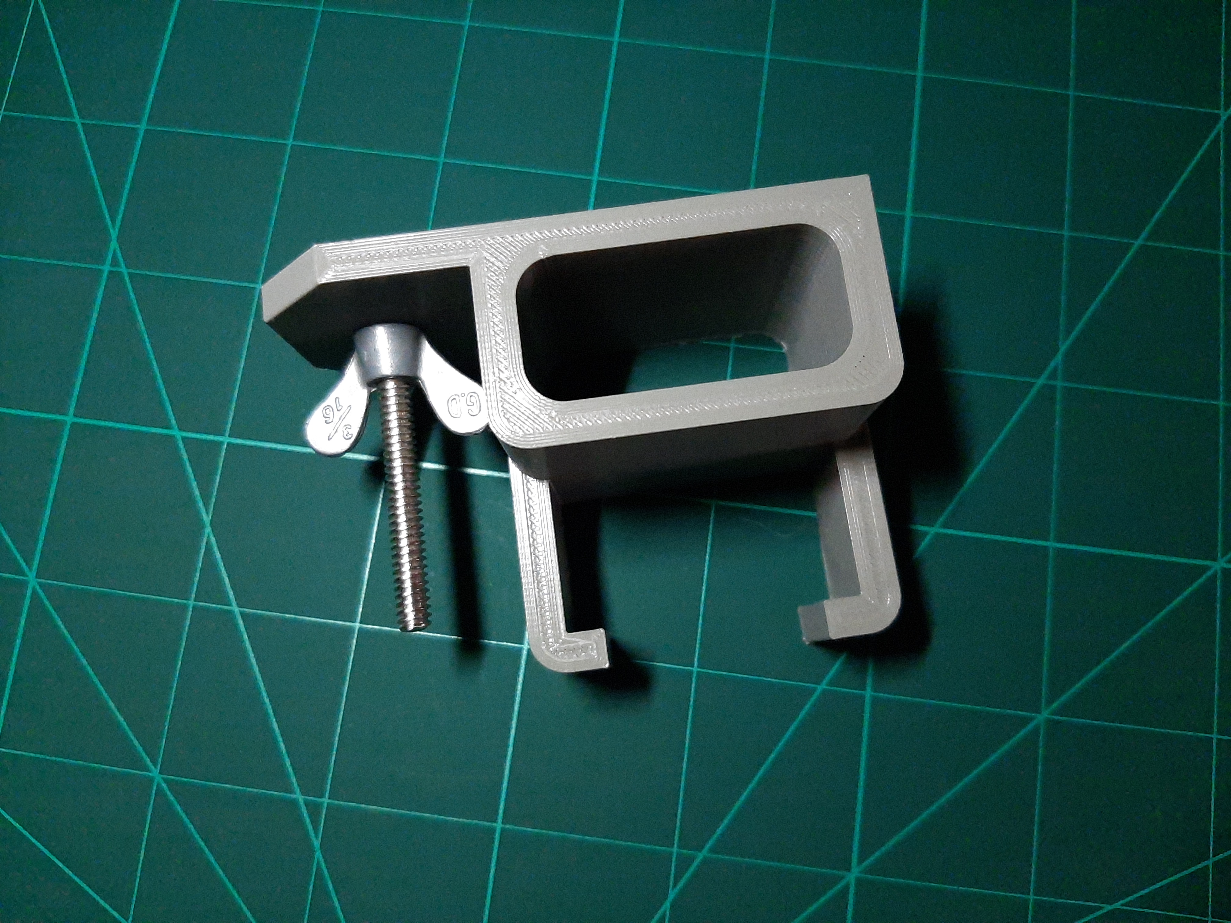 Riser and Hitch for IKEA ODDVALD Easel