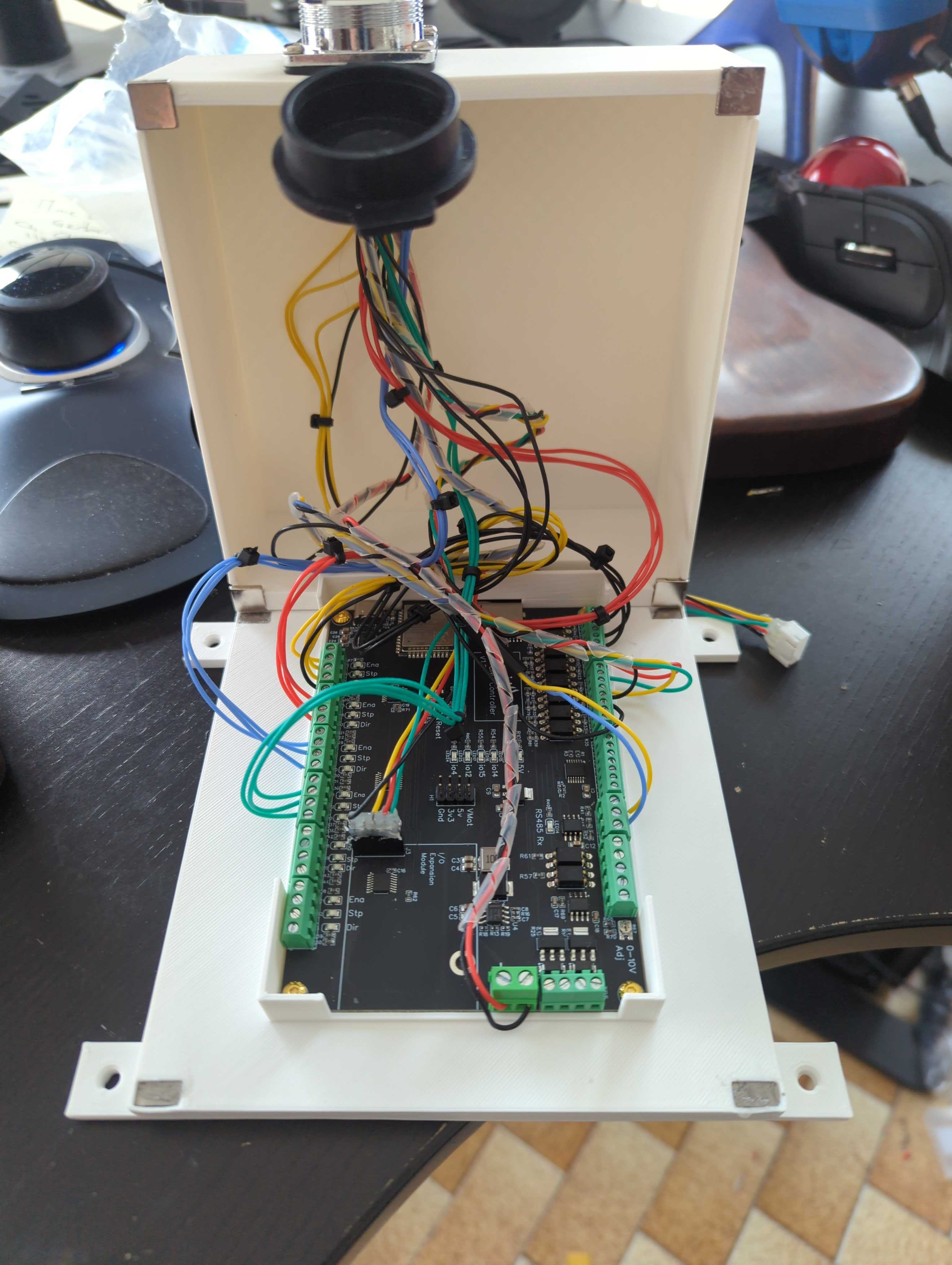 FluidNC 6X CNC embedded ESP32 controller case — thumbnail 4