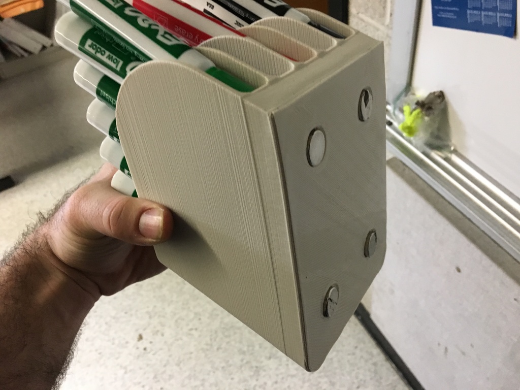 Expo Marker Holder by MCdeltaT Download free STL model