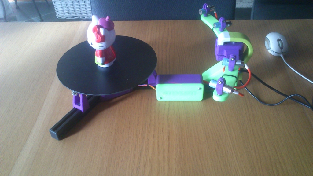 Sardauscan : Sub 30$ 3D laser scanner Open harware/software project