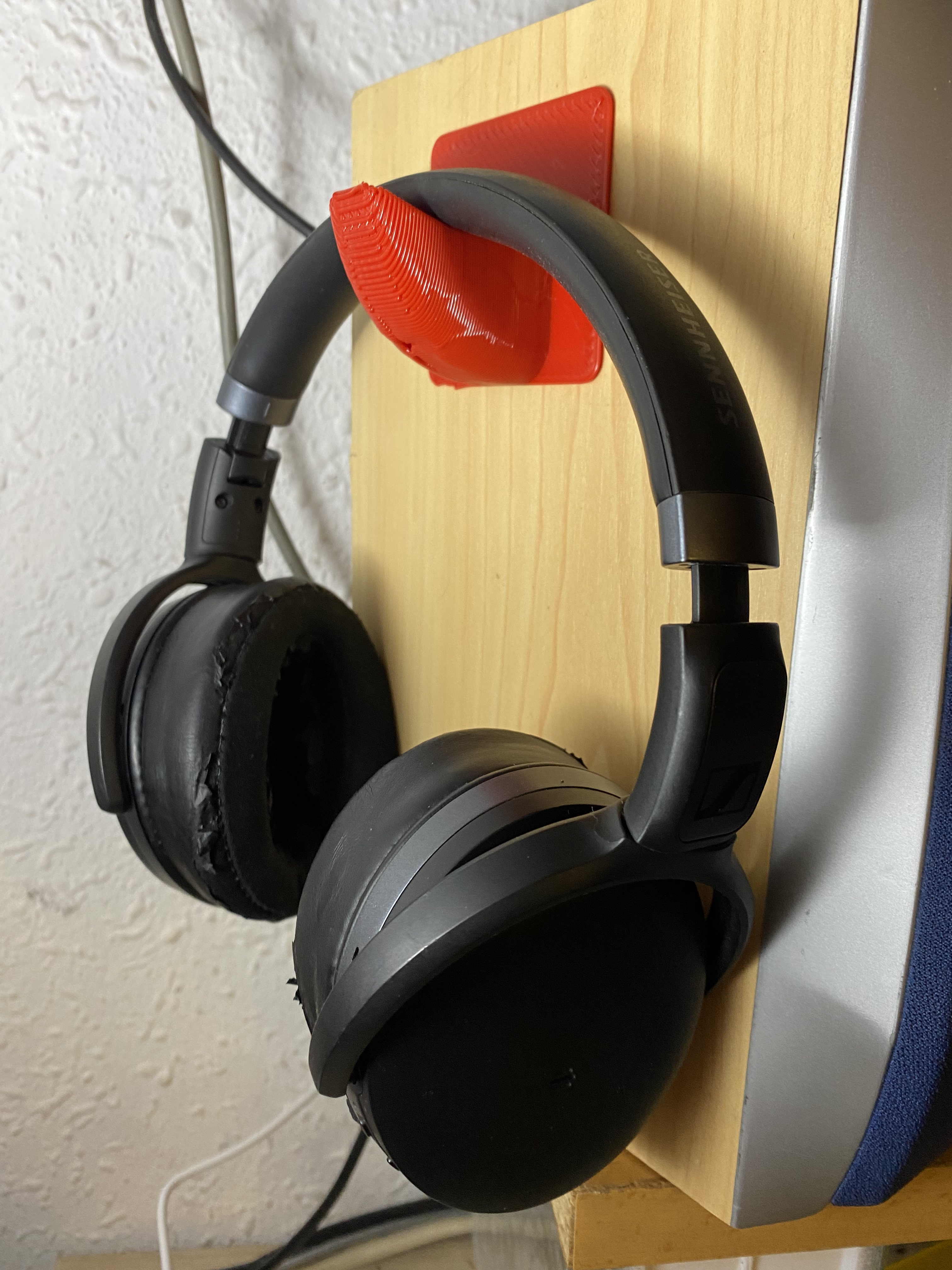 Flat headphones holder // Soporte plano auricurales