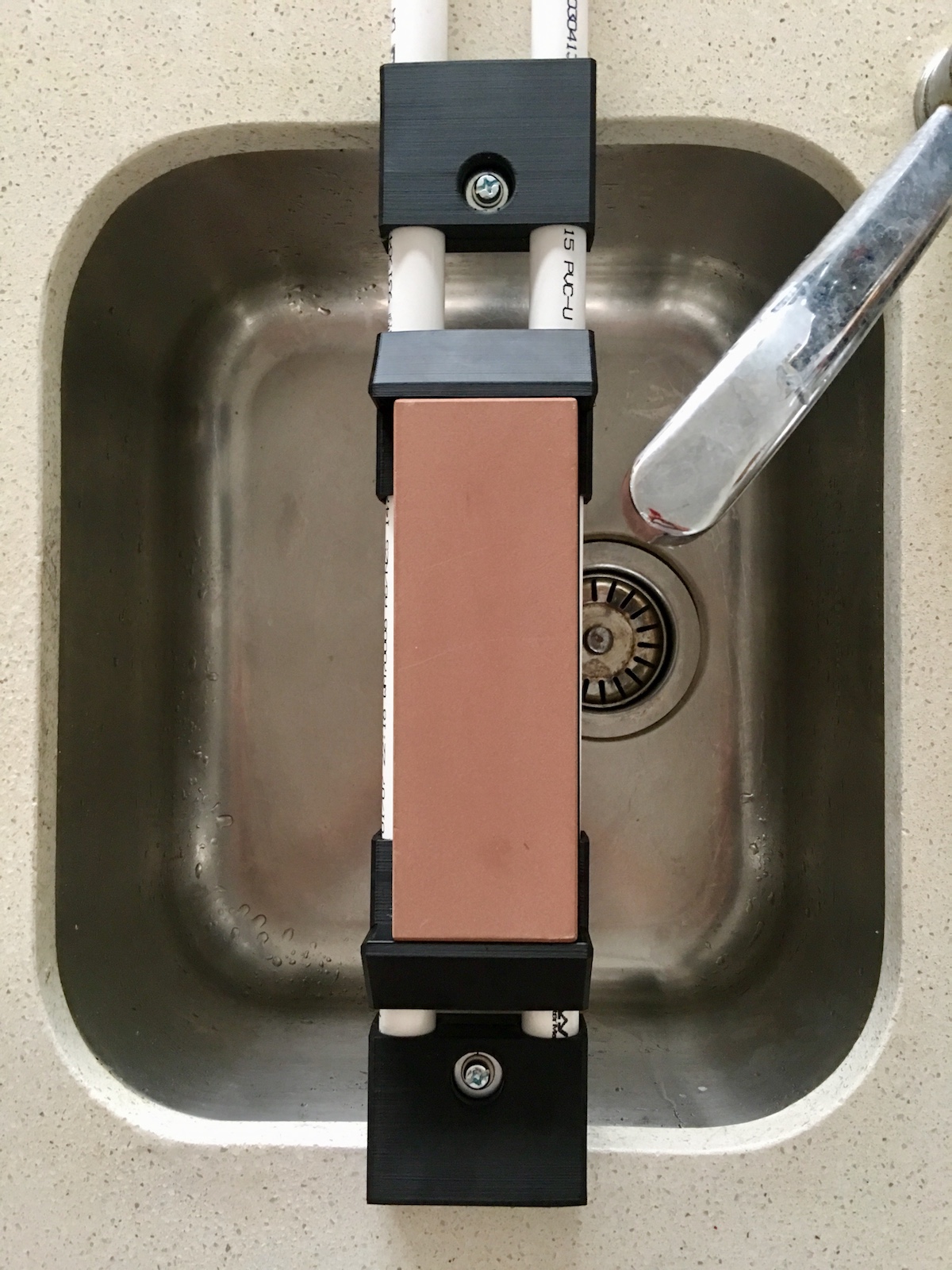 Miniatura 2 do modelo 3D Sharpening stone sink bridge