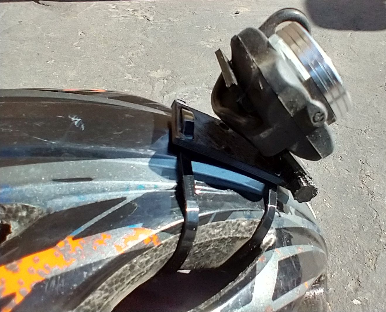 Bike Helmet Light Mount by martinthemaker Download free STL model