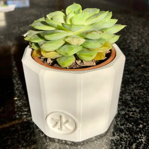 Mini flower / plant pot - Feng shui