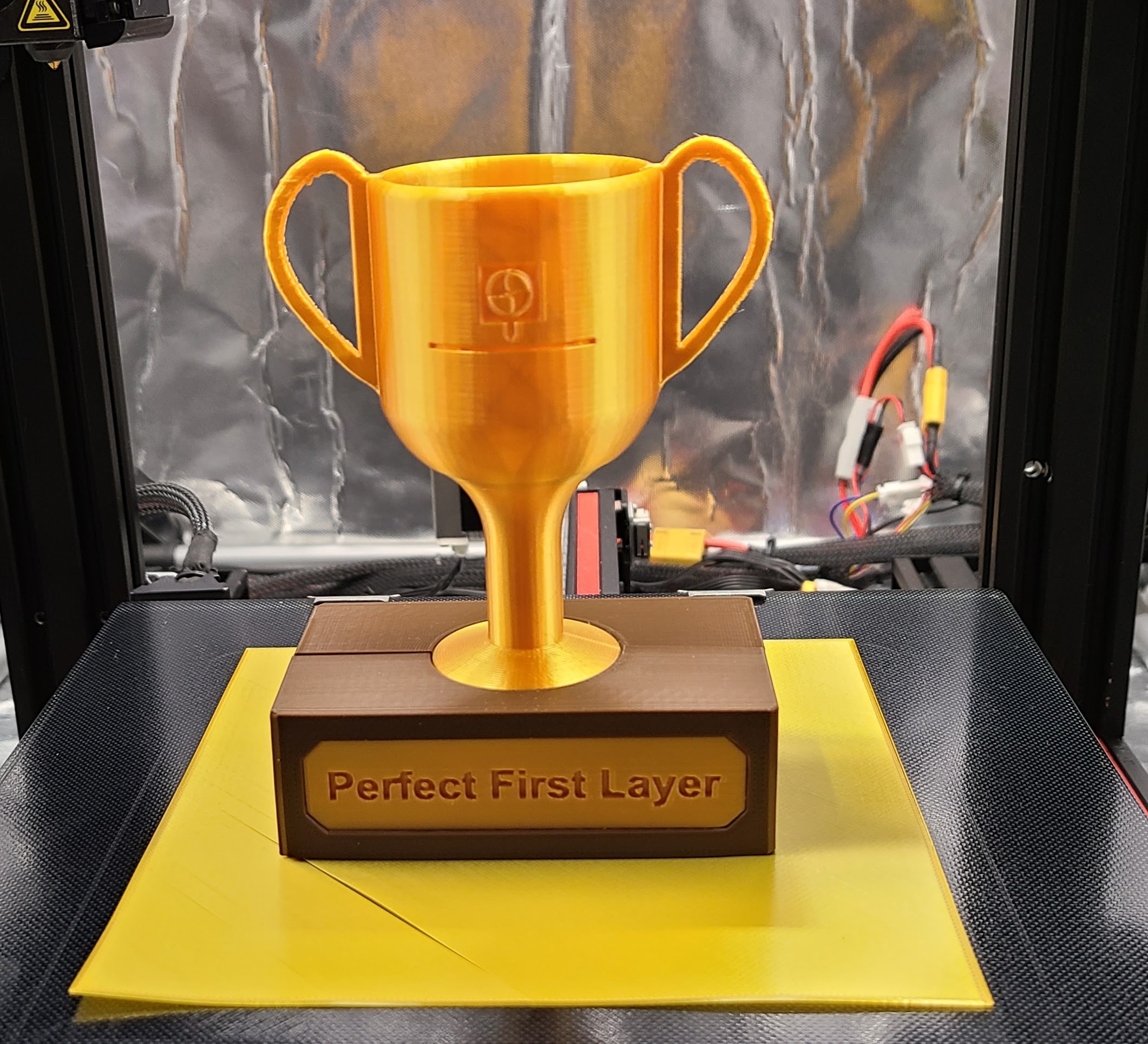 3D Printing Trophy: Perfect First Layer