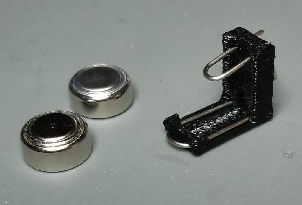 2x LR44 / SR44 / AG13 / 357 Battery Holder by tonyno Download free STL model