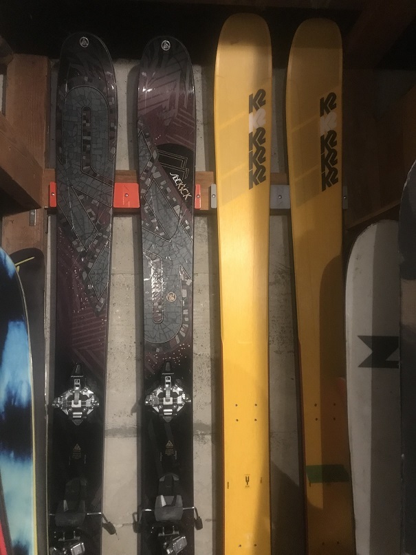 Ski Rack - Ski Organizer 