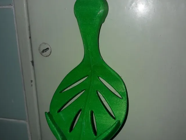 Magnetic soap holder
