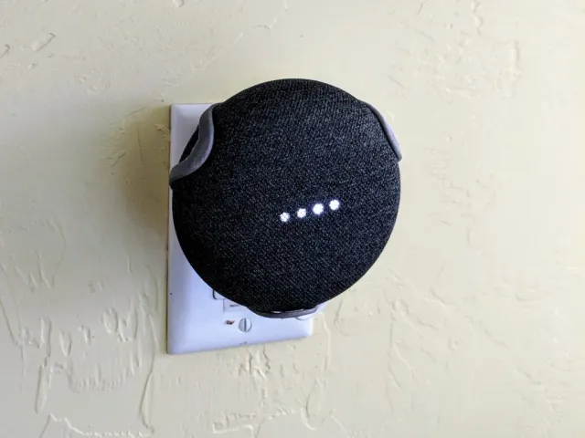 Google Home Mini Plug Mount - US