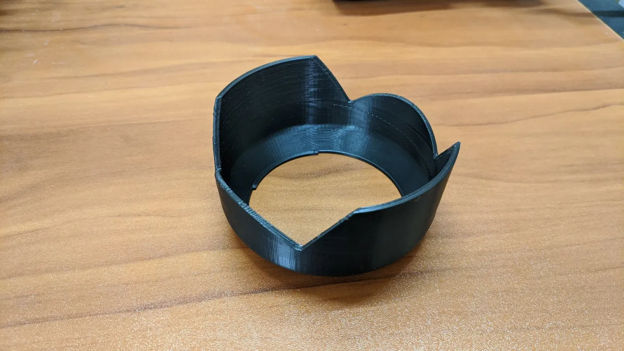 Nikon HB-32 Lens Hood by Chui.Vanfleet | Download free STL model