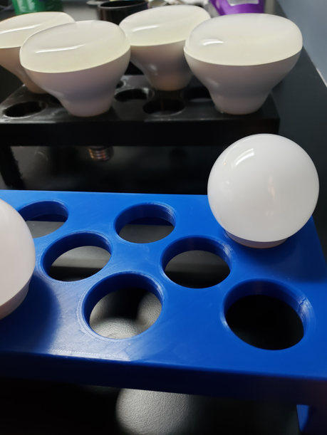 Miniatura 2 do modelo 3D Light Bulb Holder