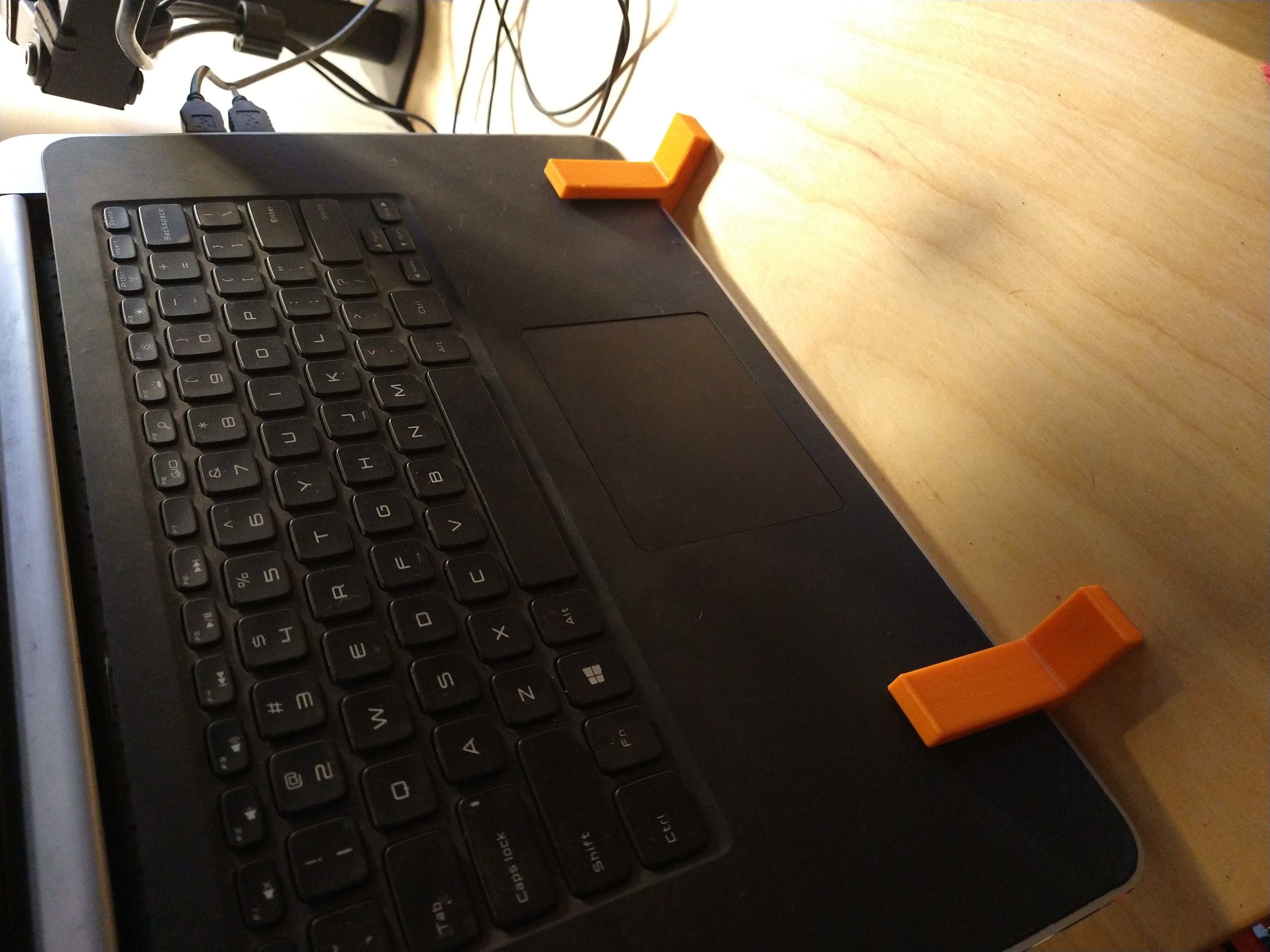 Simple computer stand