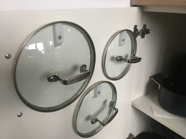 Cupboard Door Pan Lid Holder
