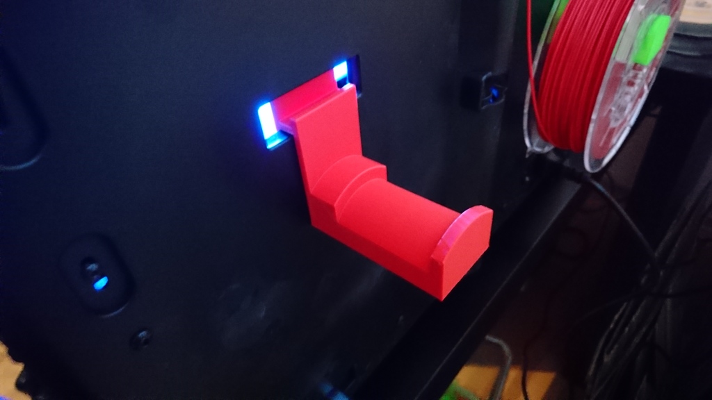 zwHolder — Filament Holder for Creator Pro printer by Adam