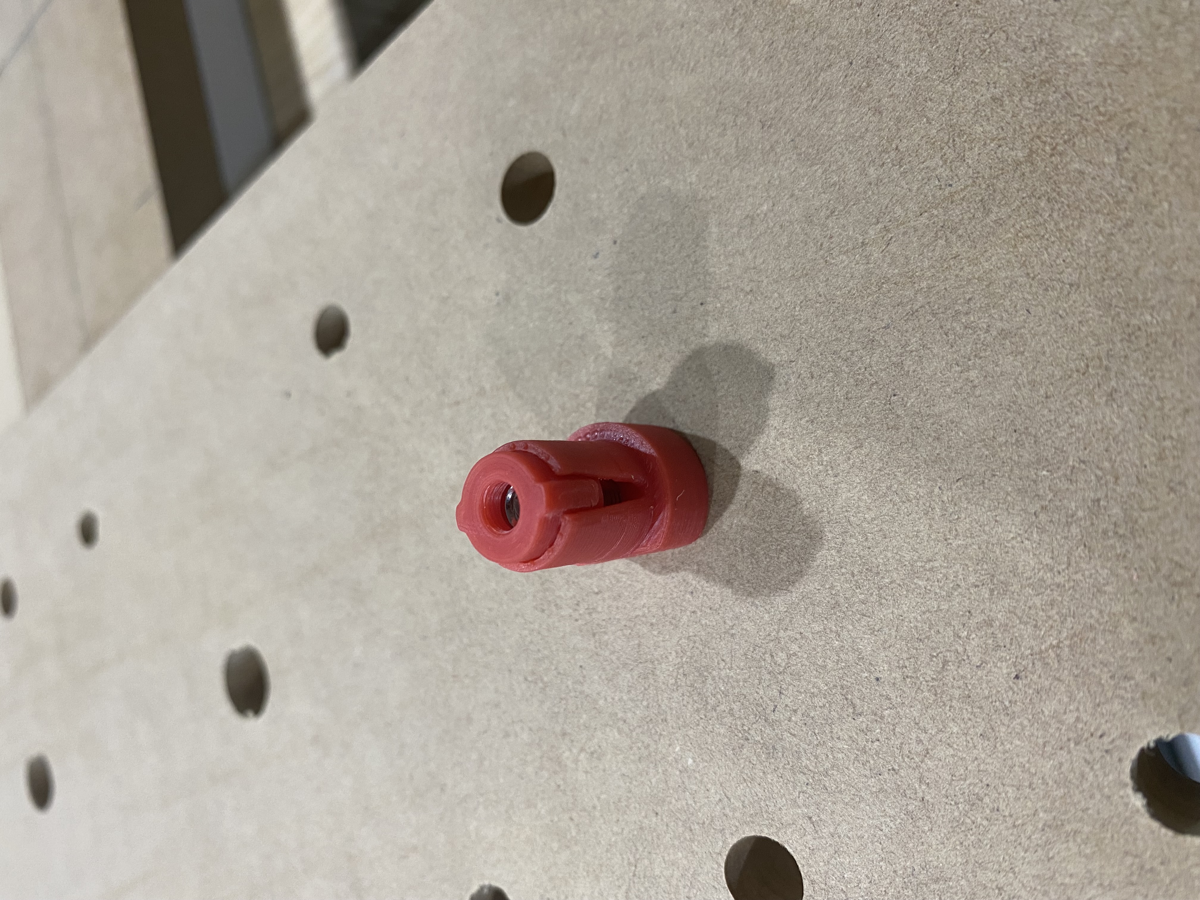 Miniatura 3 do modelo 3D 12mm Locking Bench Dog