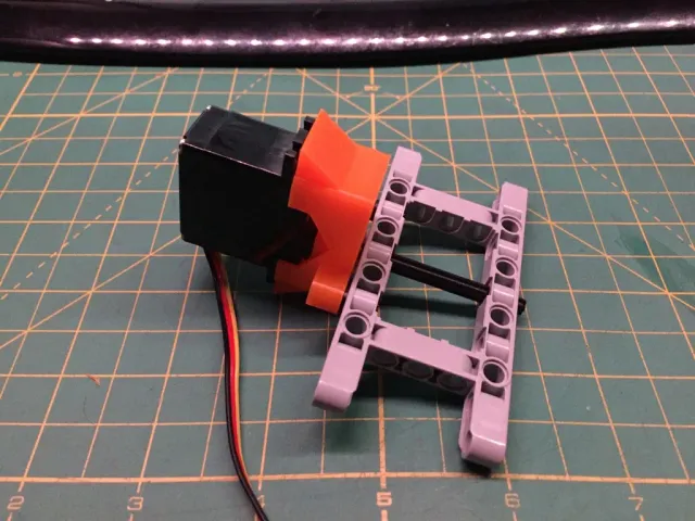 HiTech HS-225BB LEGO Servo Mate
