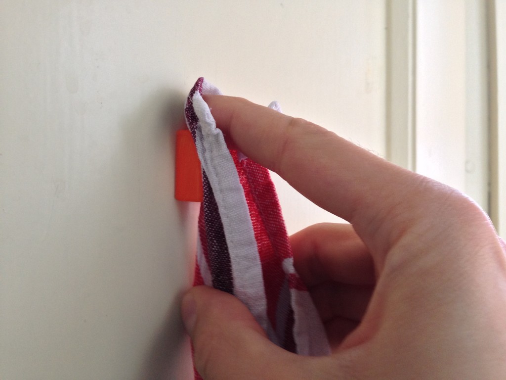 KitchenTowelHolder — thumbnail 3