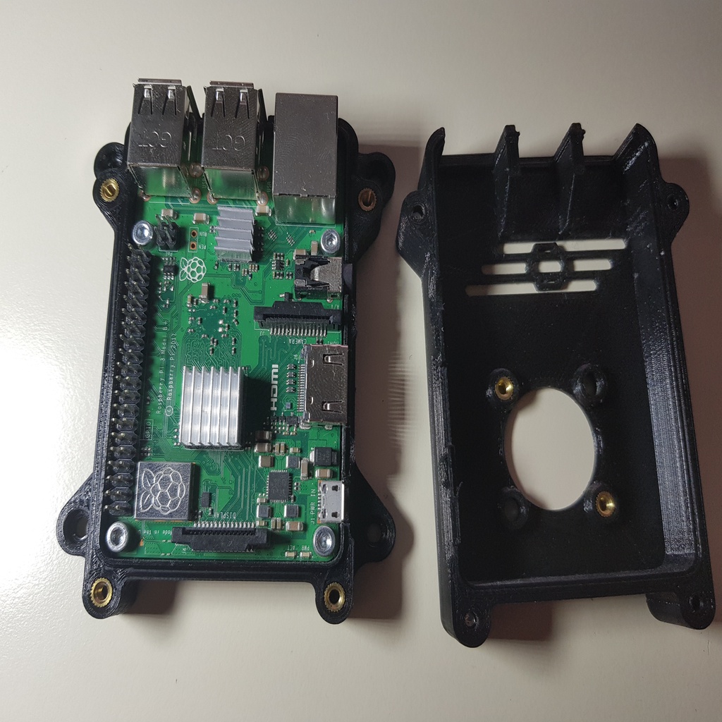 Miniatura 12 do modelo 3D Raspberry PI 3 B+ Case
