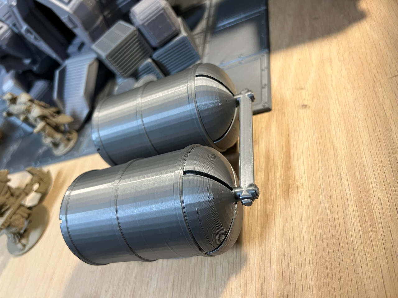 Dual Fuel Tanks Remix! by RobertusMaximus Download free STL model