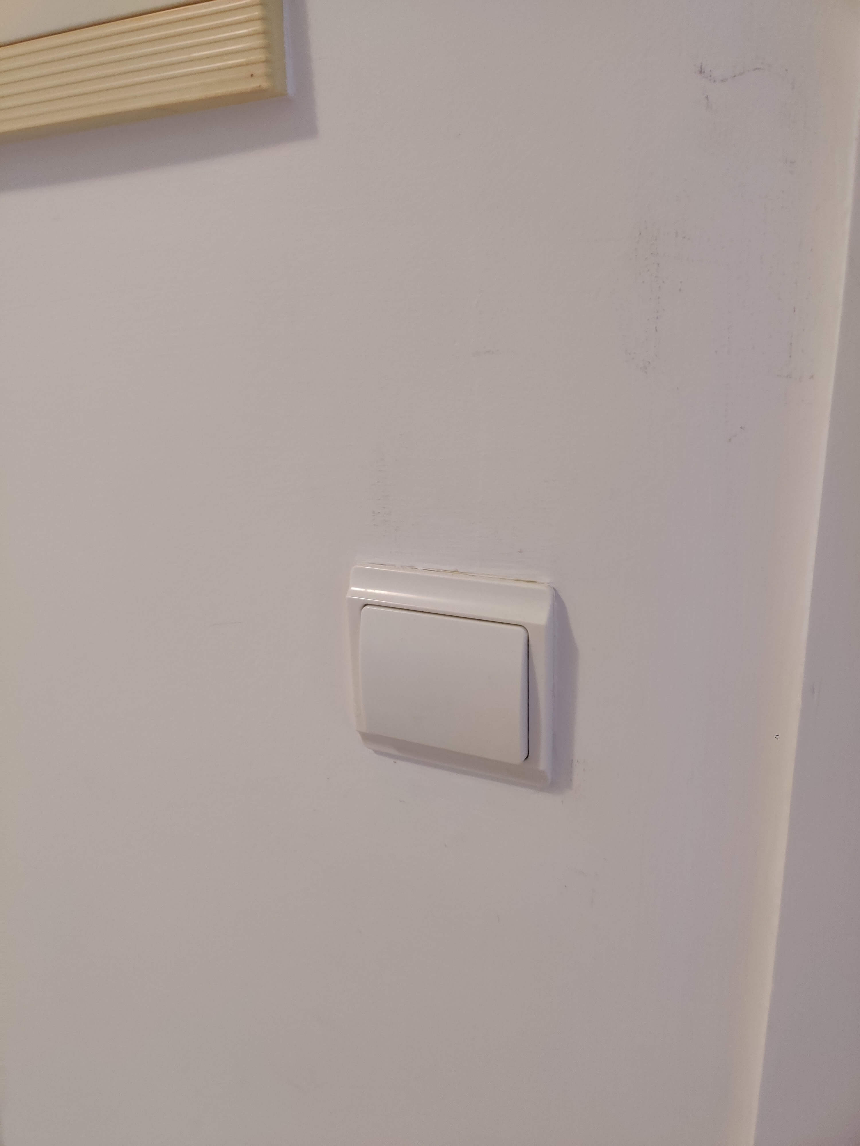 Miniatura 3 do modelo 3D IoT Button Cover