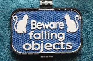Falling Objects sign