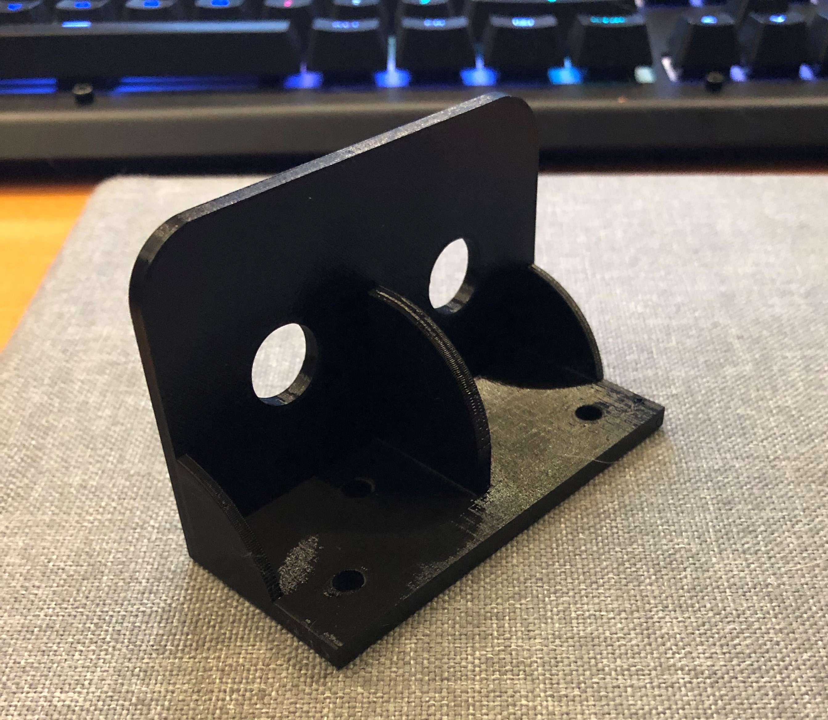 Miniatura 2 do modelo 3D Toggle Switch Plate