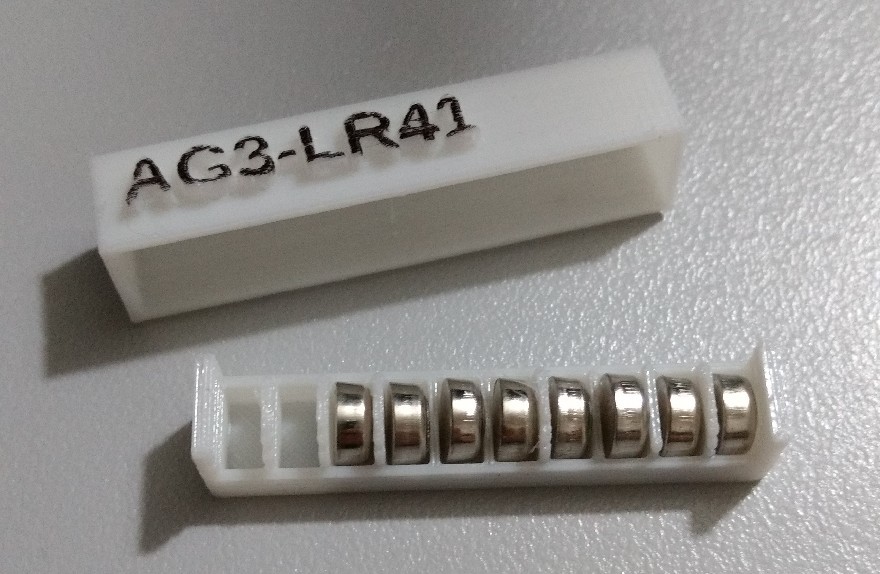 Button Cells Holder by Jipé Download free STL model