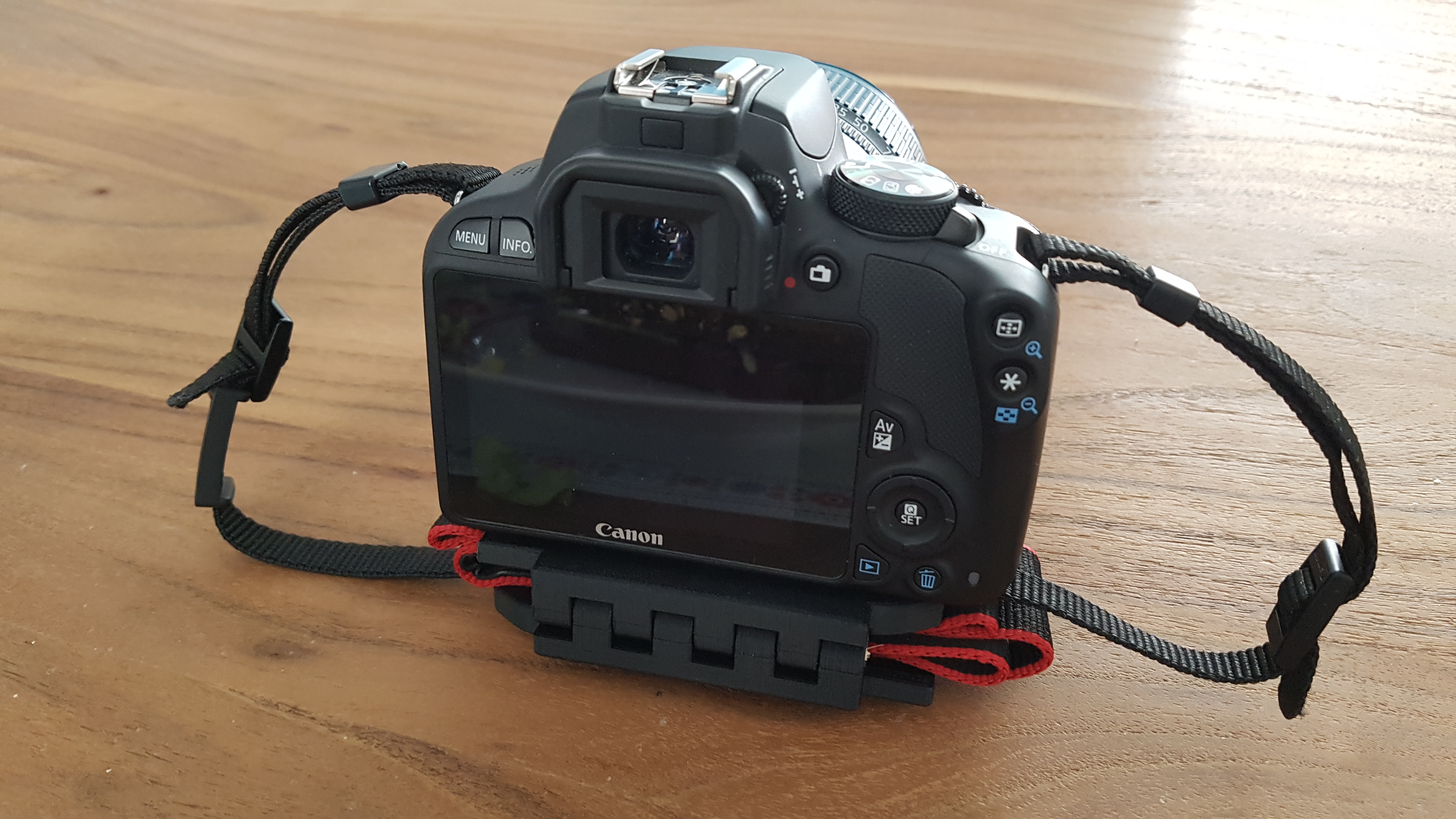 Canon Strap Clamp 100d and 550d + Nikon D5300