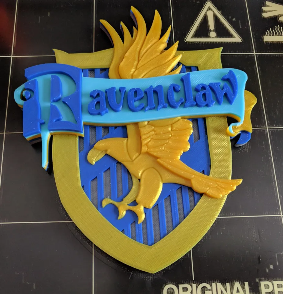 STL file HARRY POTTER CREST, RAVENCLAW HOUSE 🏠・3D print model to