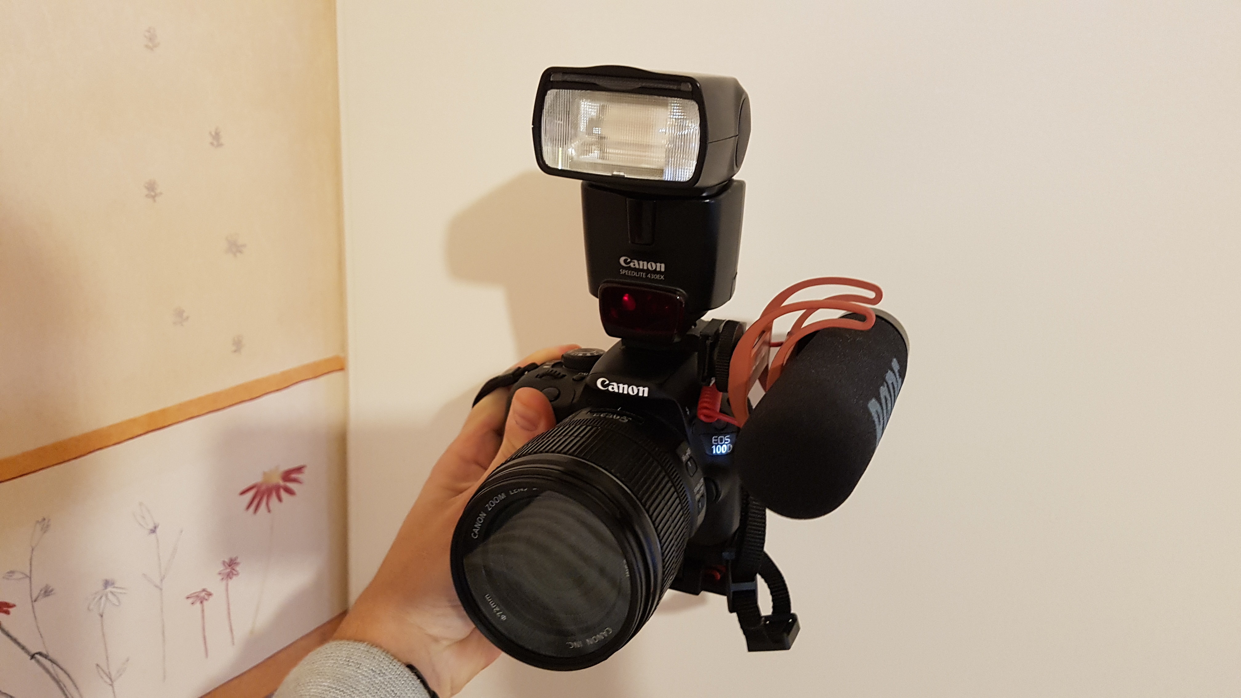 Microphone and Flasher Combiner - clamp to Hotshoe