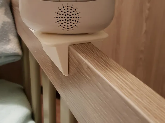 Baby Monitor Bedstead edge stand