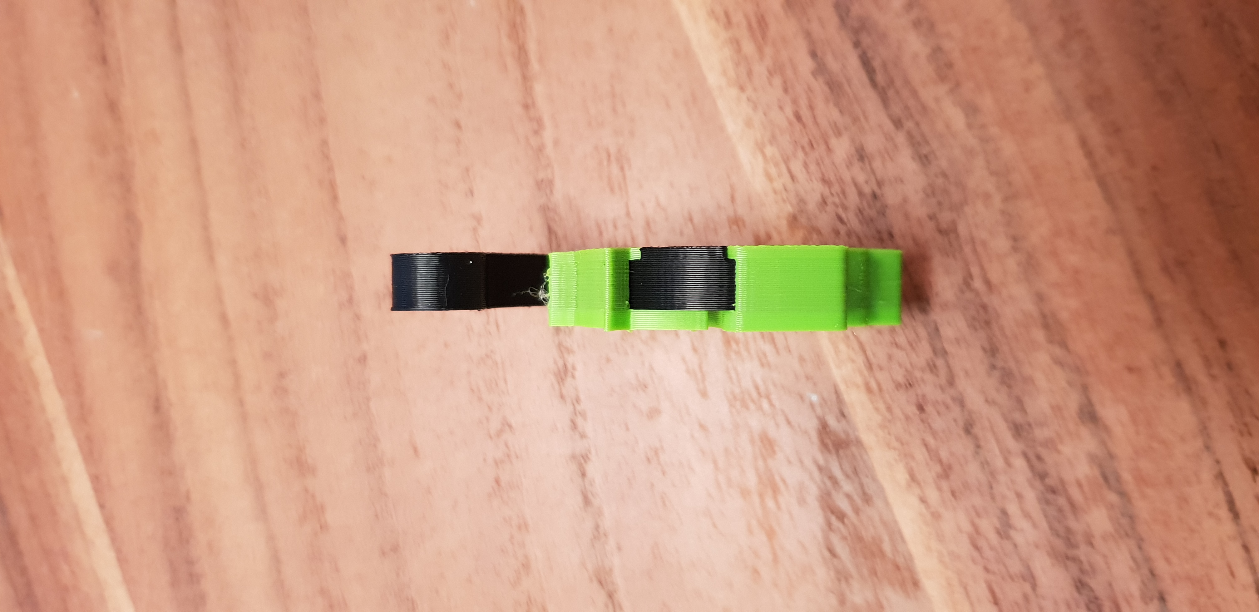 MultiColor Android Eating Apple Keychain by Snafky Download free STL