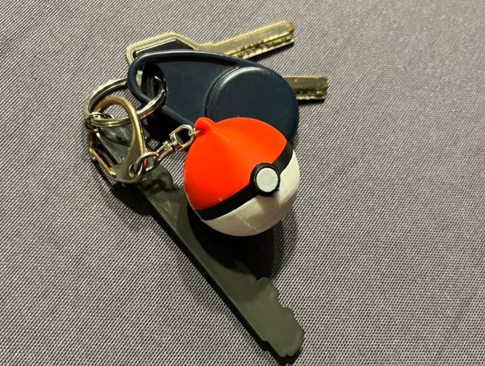 Pokeball Airtag Holder keychain