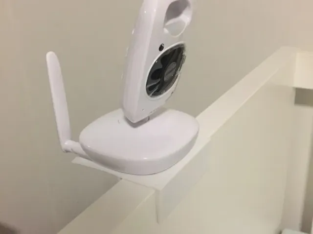 Baby monitor mount (Oricom) for cot frame