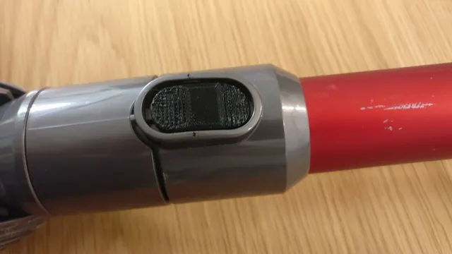 Dyson V6 clip