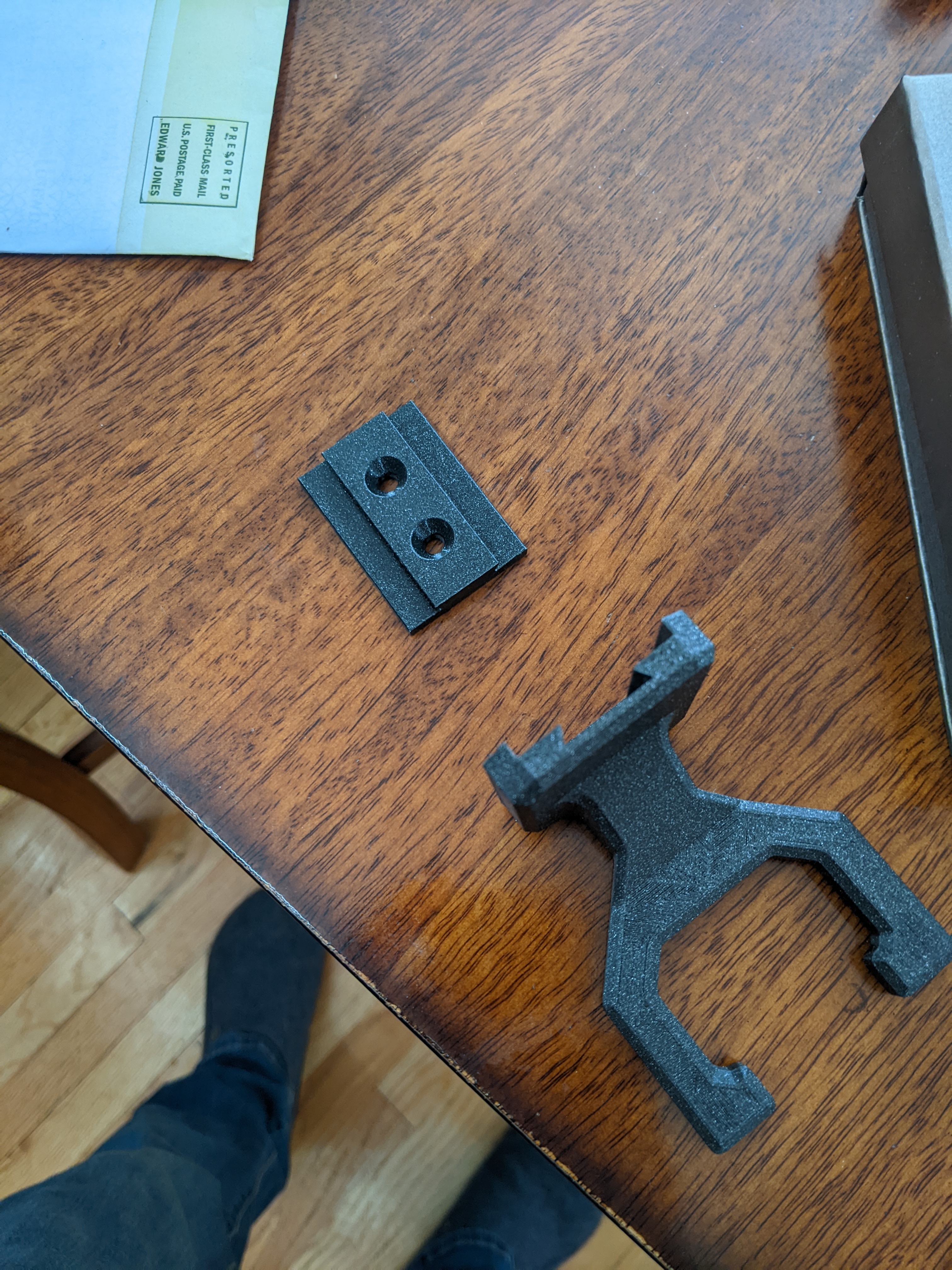 Ukulele  / Mandolin Hanger