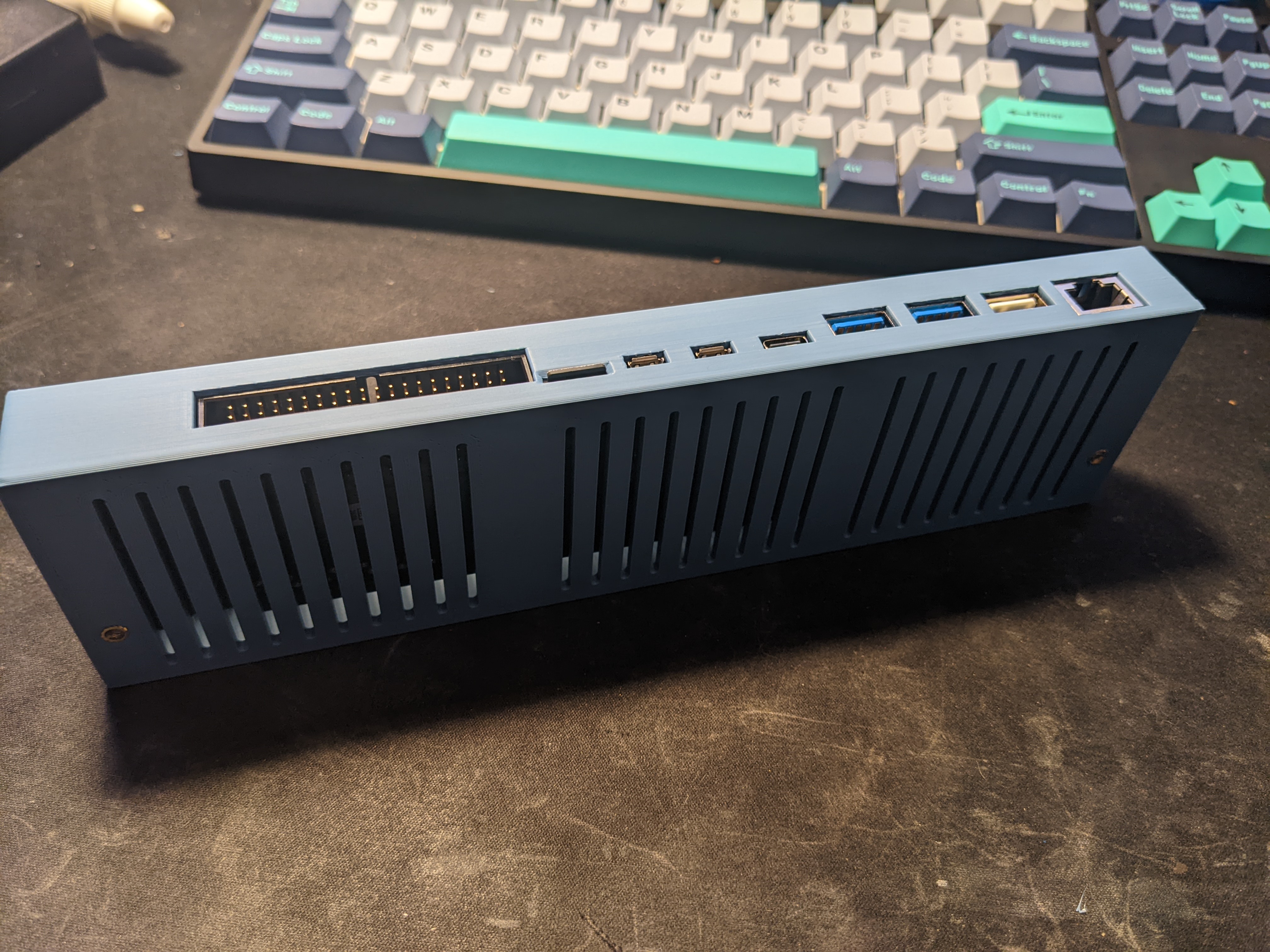 PI 400 Motherboard case