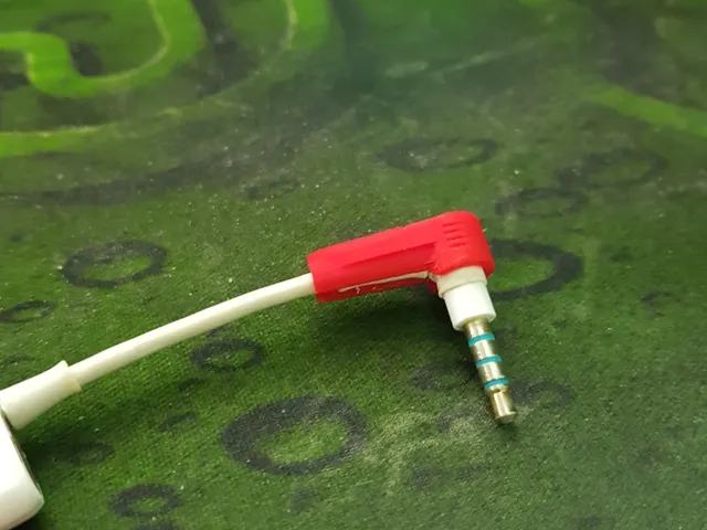 Headphone jack sleeve