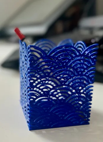 Pen Holder - Japanese wave pattern